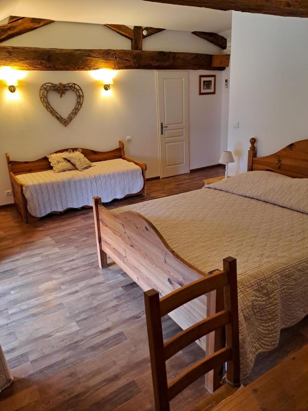 Bed and Breakfast Le Moulin Du Fay Villemotier Exterior foto