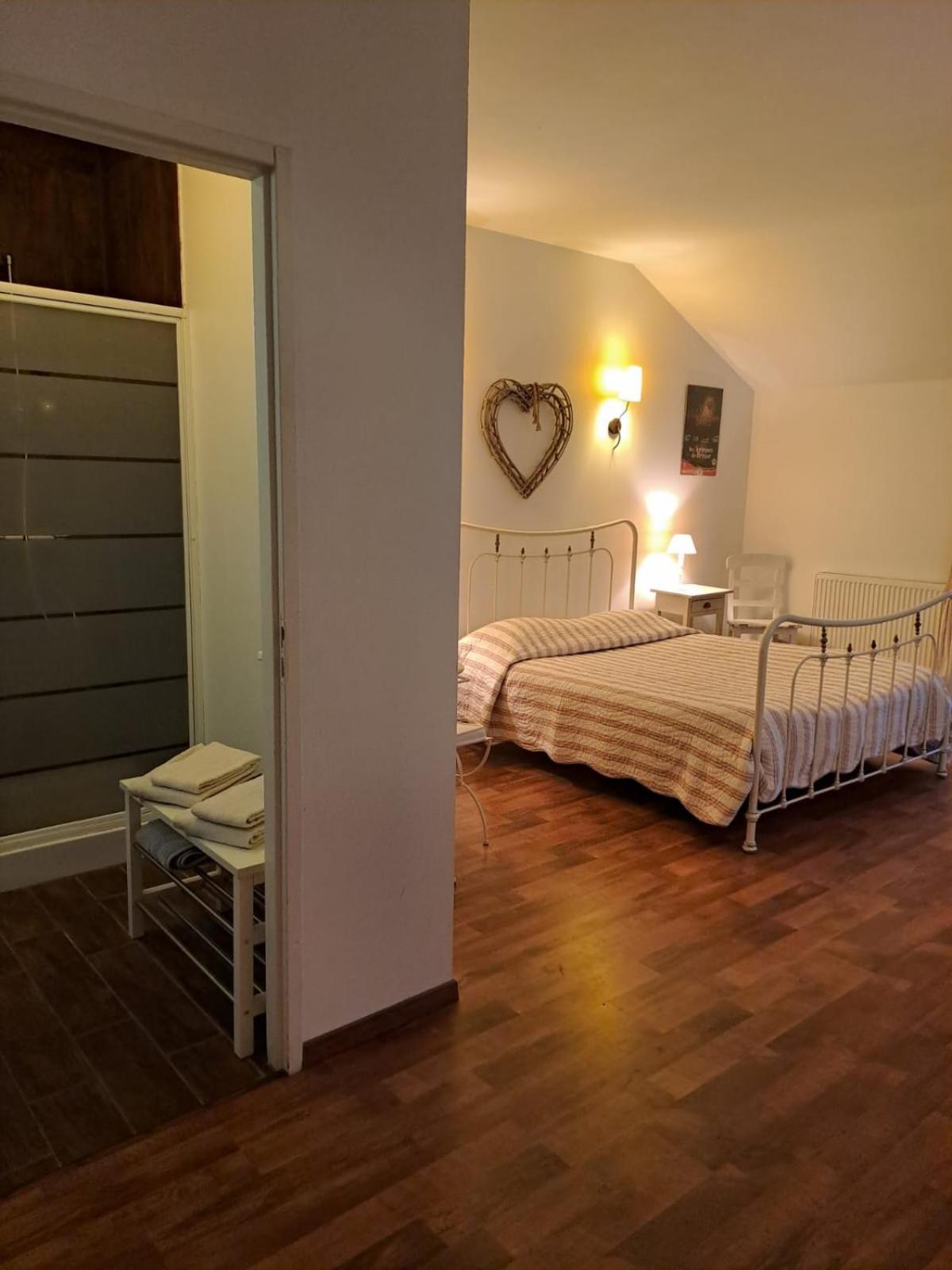 Bed and Breakfast Le Moulin Du Fay Villemotier Exterior foto
