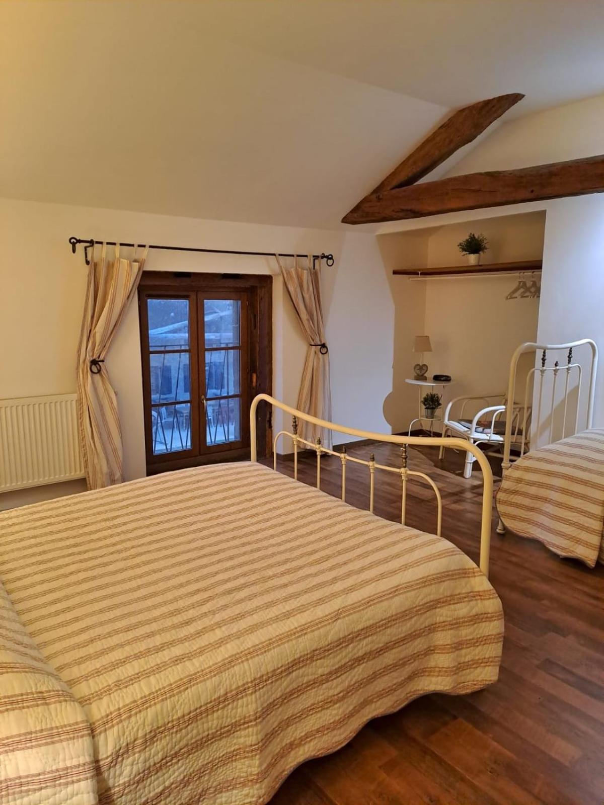 Bed and Breakfast Le Moulin Du Fay Villemotier Exterior foto